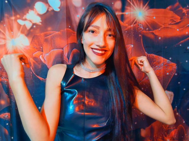 KiriamGomez - Live porn &amp; sex cam - 29525771
