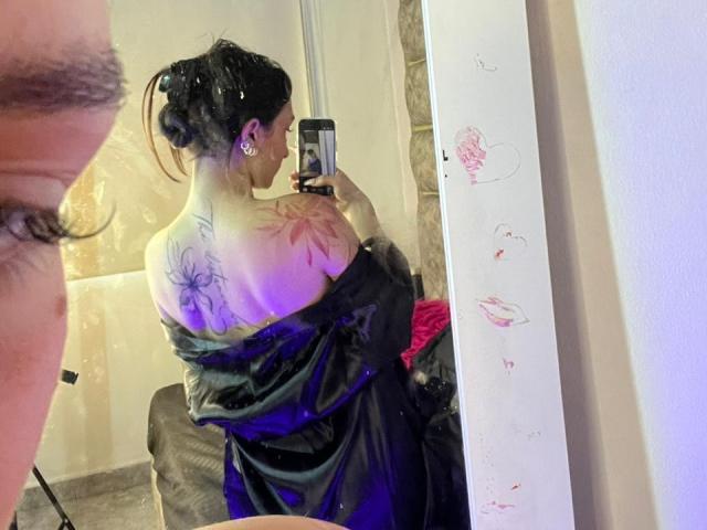 MaddyCarina - Live porn &amp; sex cam - 29527073