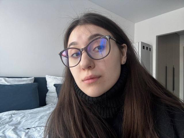 PauleneSumers - Live porn &amp; sex cam - 29537141