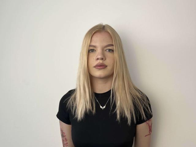 WinterPoetker - Live porn &amp; sex cam - 29546096