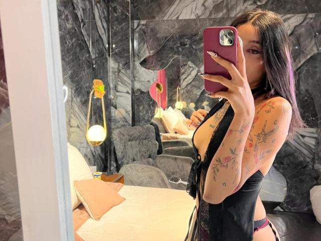 SalomeMille - Live porn &amp; sex cam - 29552063