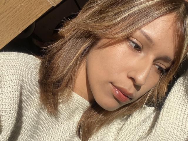 KiaraHernandezX - Live porn &amp; sex cam - 29555903