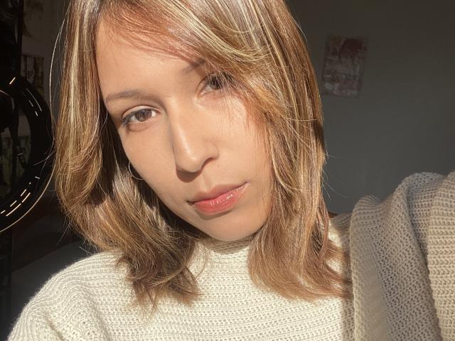 KiaraHernandezX - Live porn &amp; sex cam - 29555924