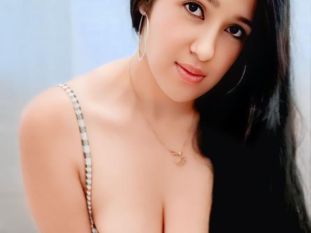 LuxyLeim - Live porn &amp; sex cam - 29555963