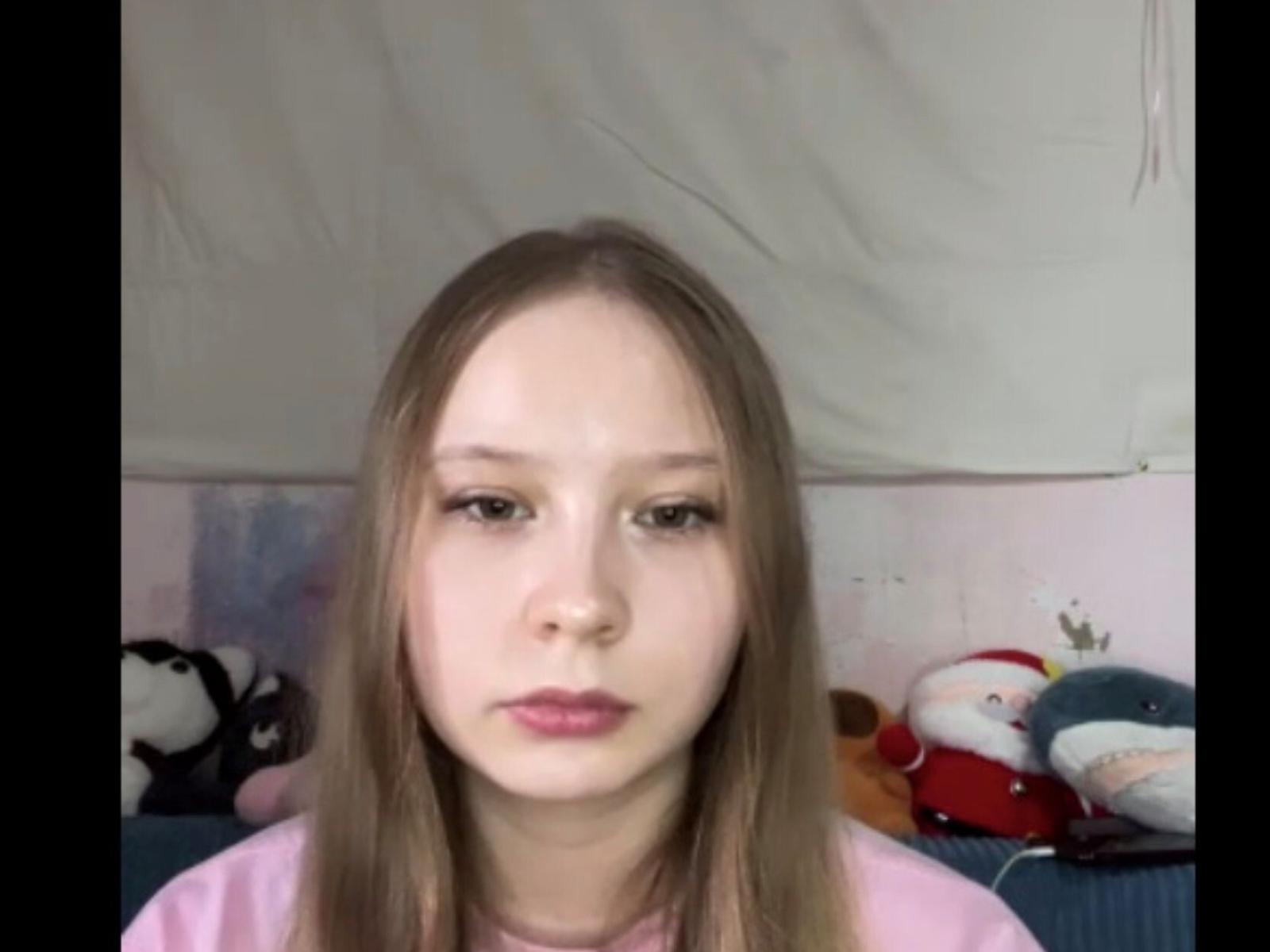 AdrianeChivers - Sexe cam en vivo - 29560214