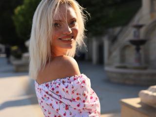Se komplett profil för CrystalHope