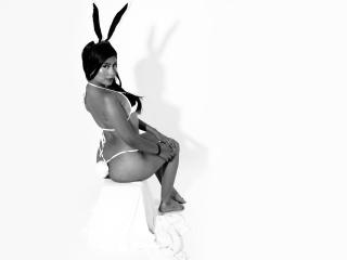 Se komplett profil för ChloeLaurents