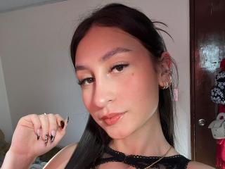Ver la ficha detallada de MaddyCarina