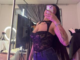 Ver la ficha detallada de MaddyCarina