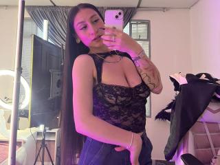 Ver la ficha detallada de MaddyCarina