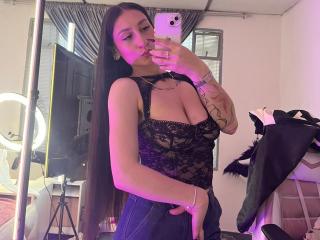 Ver a ficha detalhada de  MaddyCarina