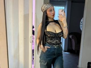 Ver a ficha detalhada de  MaddyCarina