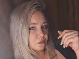 Se komplett profil för VeraNoires
