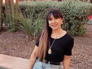 Se komplett profil för RoxanneBlair
