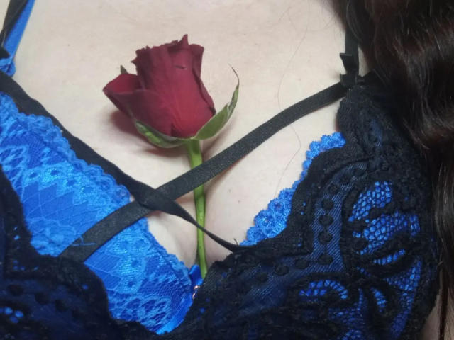 IllusionGold - Live sex cam - 29569241