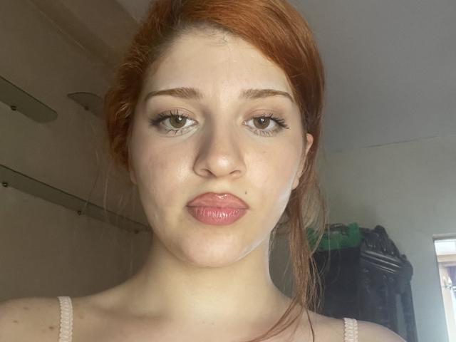 DaphneGosson - Élő pornó és szexkamera - 29569649