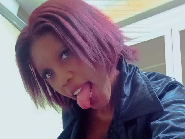AssQueeen - Live porn &amp; sex cam - 29570759