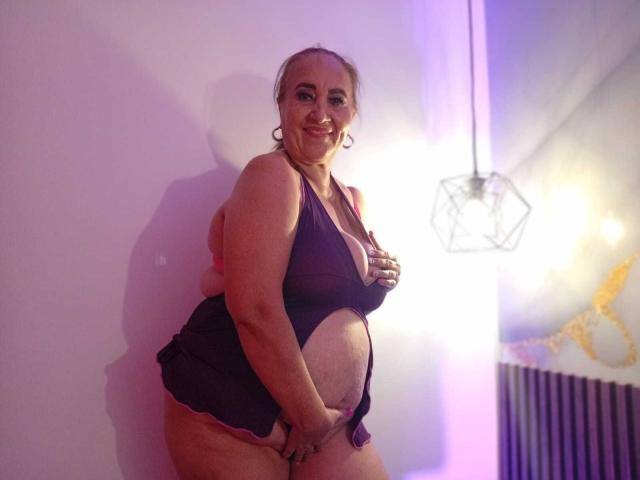 SweetBigCathy - Live porn &amp; sex cam - 29577857