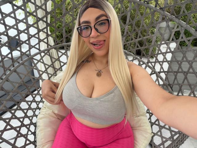 CamilleJuicyHot - Porno na żywo i seks kamera - 29580983