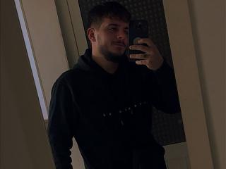 Se komplett profil för DeepsSuck