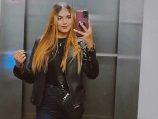 Ver a ficha detalhada de  AbbySomer