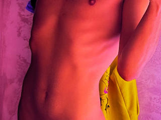 Ver a ficha detalhada de  TemptationTwink