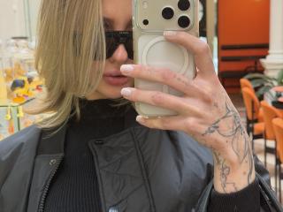 Se komplett profil för SensualMila