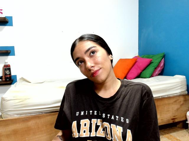 SharonKlart - Live sex cam - 29589071