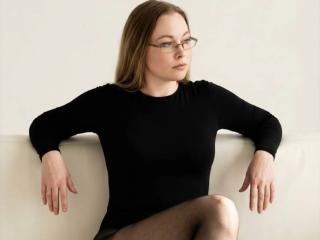 Se komplett profil för Meeranda