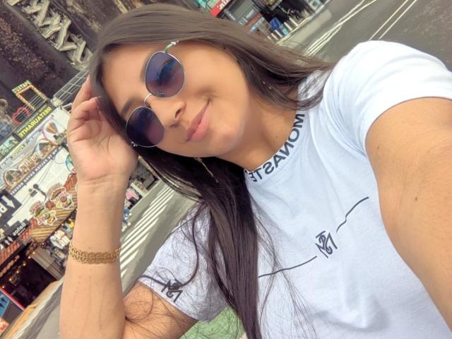 CatalinaRivero - Élő pornó és szexkamera - 29591465