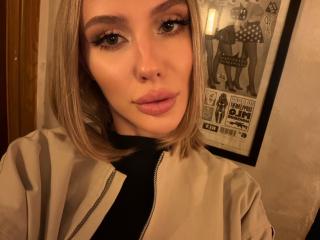 Se komplett profil för SensualMila