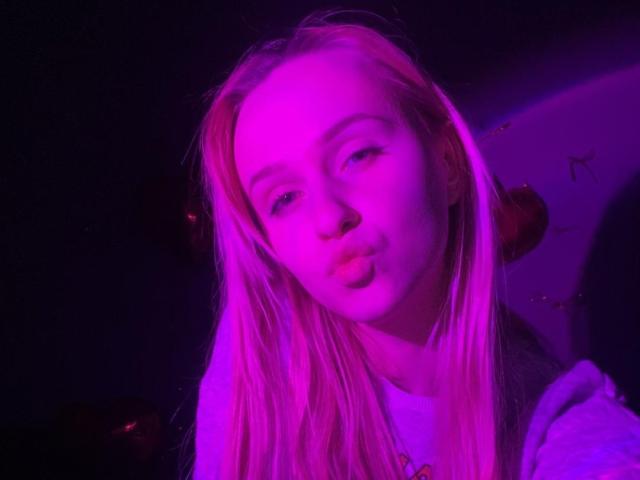 FlyFreedom - Live porn &amp; sex cam - 29596940