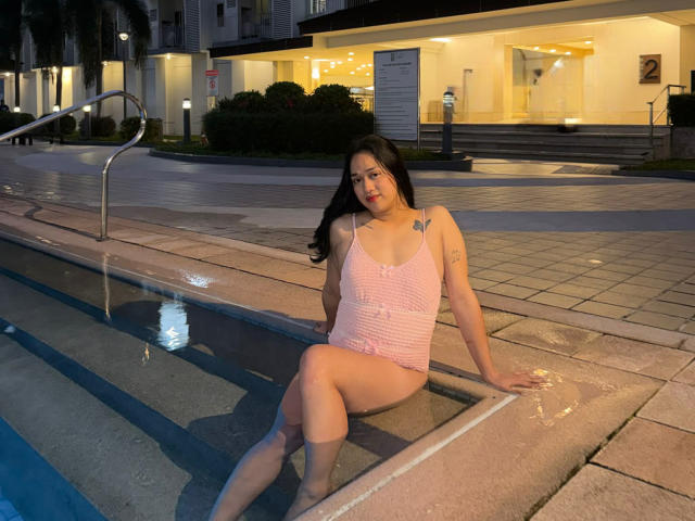 AmaraHugeCock - Live porn &amp; sex cam - 29601131