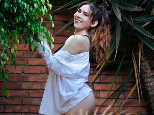 LindaPerez - Live porn &amp; sex cam - 29602832