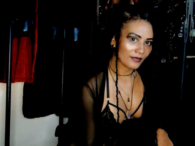 GoddessMafdet - Élő pornó és szexkamera - 29607572