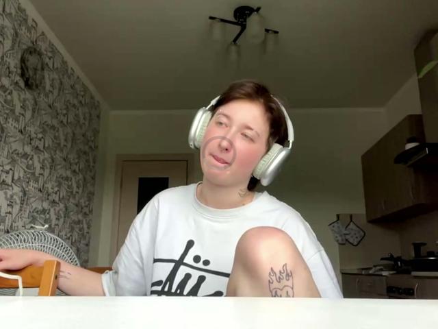 KristelHenandez - Élő pornó és szexkamera - 29607689