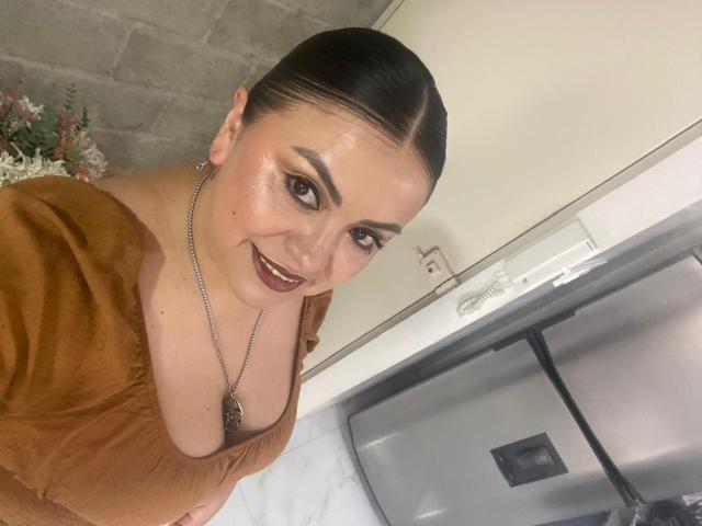 CharlotteDevereaux - Live porn &amp; sex cam - 29611373