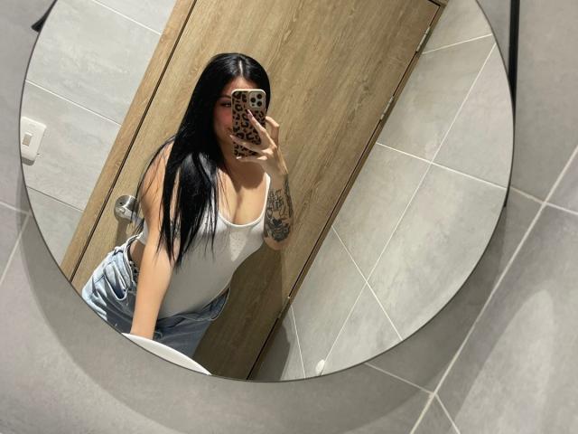 AnnyBentleii - Élő pornó és szexkamera - 29611490