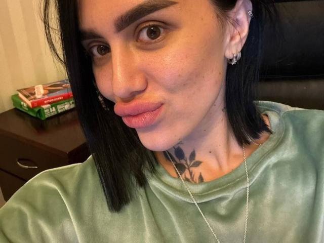 EvaSinfuly - Live porn &amp; sex cam - 29617664