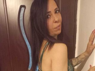 Ver la ficha detallada de LauraSin