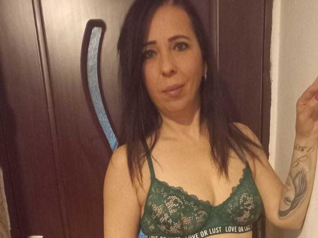 LauraSin - Live porn &amp; sex cam - 29619059
