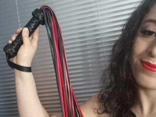 Ver la ficha detallada de KendraSimons