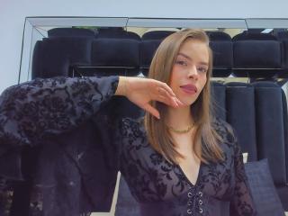 AnnaFer's Model Profile