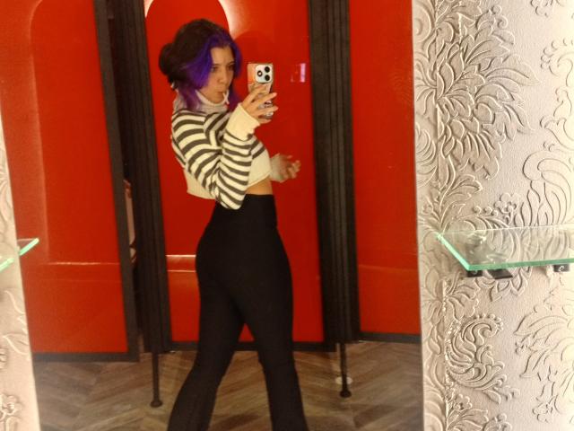 DarckVelvet - Élő pornó és szexkamera - 29623259