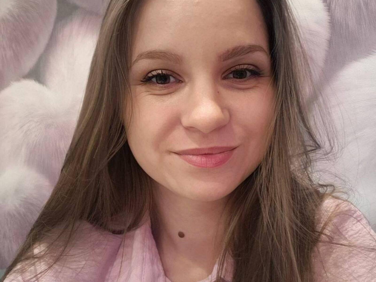 ChristenaLouras - Élő pornó és szexkamera - 29628722