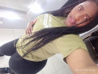 Xem hồ sơ đầy đủ của SkylerNaomi