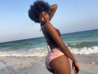 Xem hồ sơ đầy đủ của EbonySweet-hot