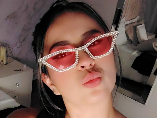 AmiiRosse - Live sex cam - 29633315