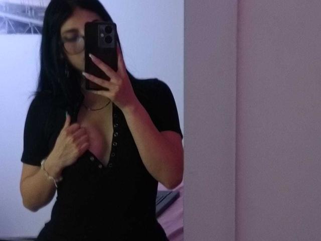 IsabellaaRossi - Live porn &amp; sex cam - 29639894