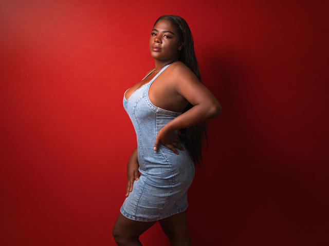 NylahGlow - Live porn &amp; sex cam - 29640890